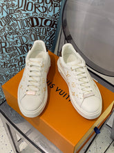 Load image into Gallery viewer, Louis Vuitton Time Out Sneakers
