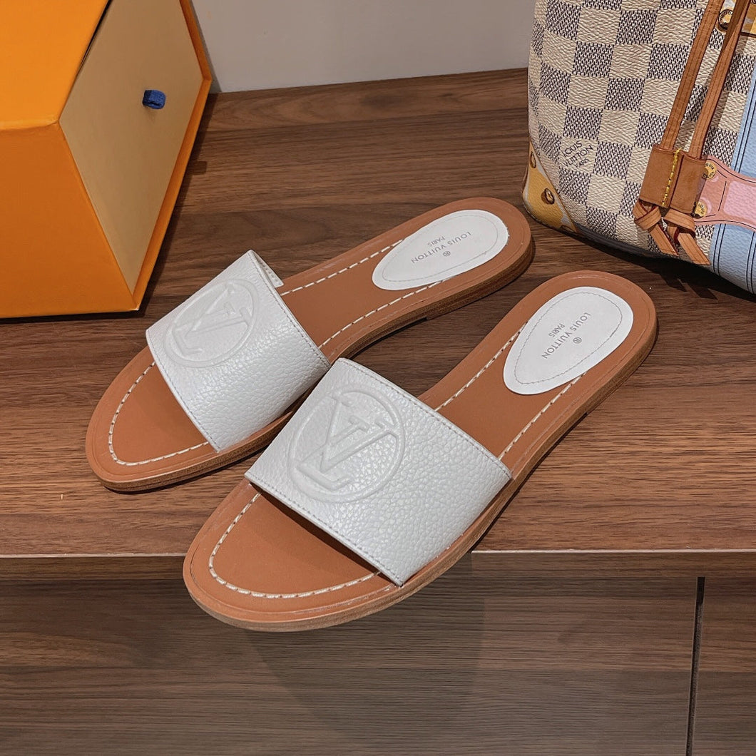 Louis Vuitton Lock it flat Mule