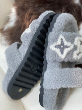 Load image into Gallery viewer, Louis Vuitton Paseo Flat Comfort  Mule
