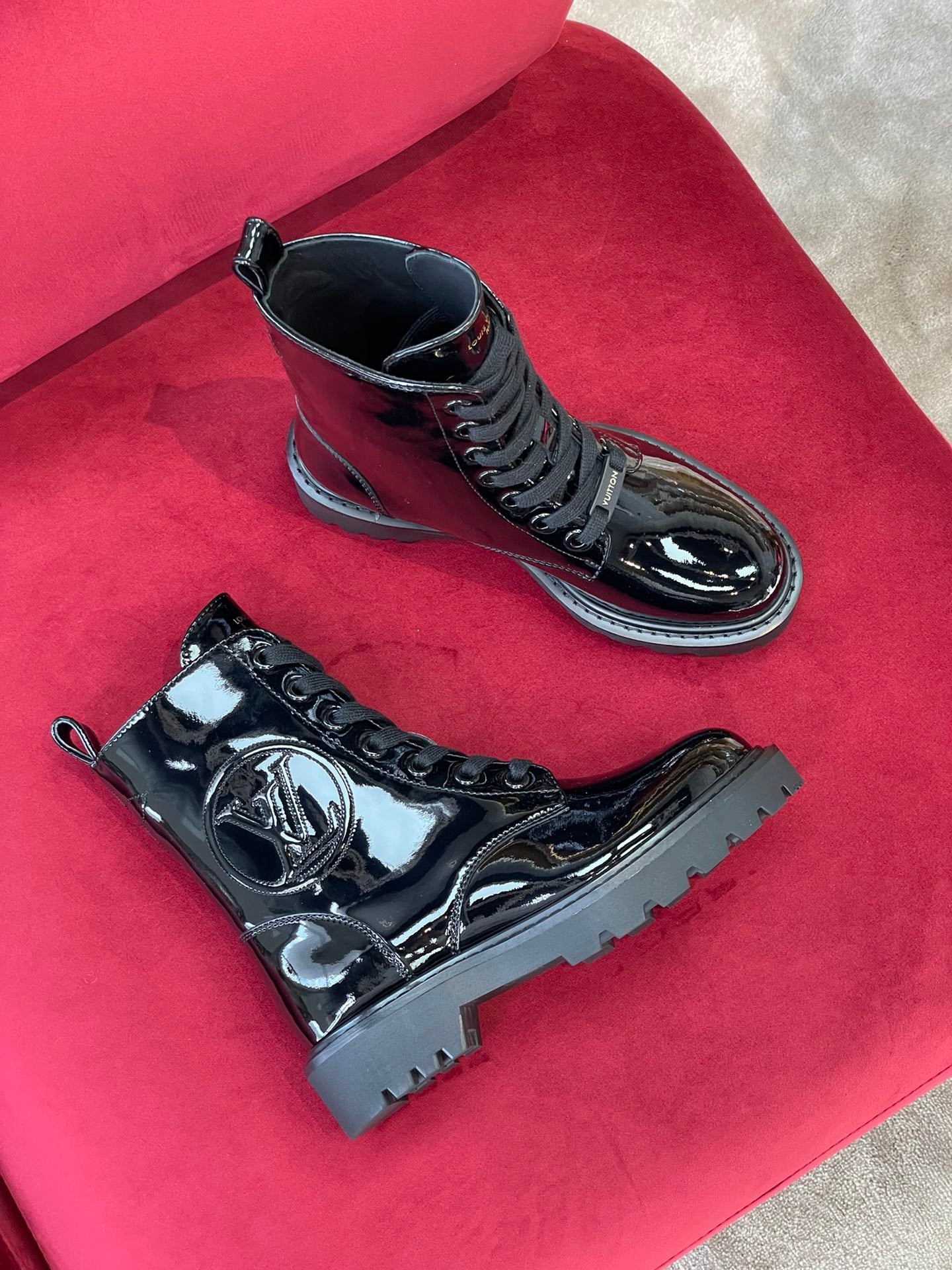 Replica Louis Vuitton Territory Flat Ranger Boots In Black