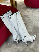 Load image into Gallery viewer, Balenciaga Cagole 90MM Boots
