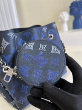 Load image into Gallery viewer, Louis Vuitton Bella Bag
