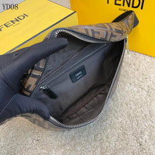 Load image into Gallery viewer, Fendi Bumbag
