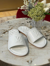Load image into Gallery viewer, Louis Vuitton Magnetic Flat Mule
