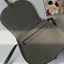 Load image into Gallery viewer, Chloe Marcie Small Saddle  Bag

