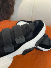 Load image into Gallery viewer, Christian Dior D Wander Sneakers
