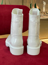 Load image into Gallery viewer, Louis Vuitton Territory Flat Ranger Boots
