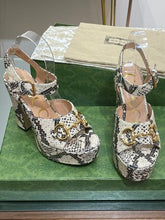 Load image into Gallery viewer, Gucci Platform Sandal With Horsebit
