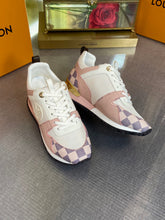 Load image into Gallery viewer, Louis Vuitton Run a way Sneakers
