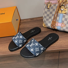 Load image into Gallery viewer, Louis Vuitton Lock it flat Mule
