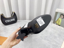 Load image into Gallery viewer, Louis Vuitton Silhouette High Boots
