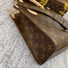 Load image into Gallery viewer, Louis Vuitton Sac Plat BB Bag
