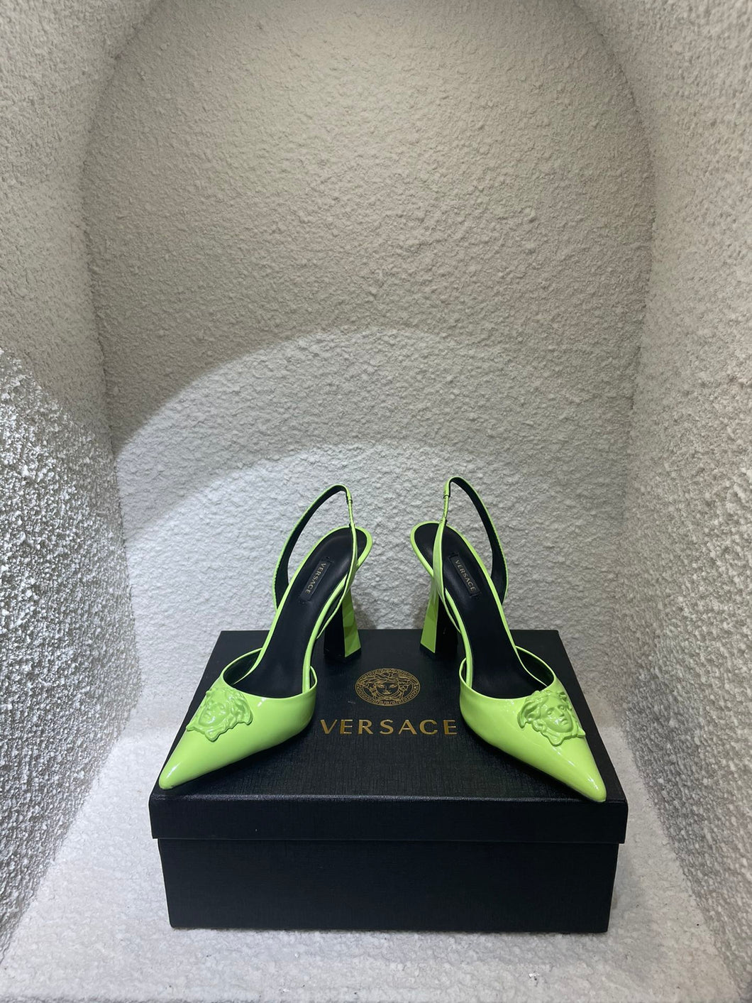 Versace La Medusa Slingback Pumps