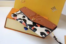 Load image into Gallery viewer, Louis Vuitton Key Pouch Wallet
