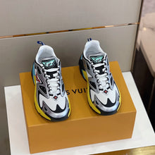 Load image into Gallery viewer, Louis Vuitton Runner Tatic Sneakers
