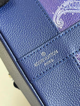 Load image into Gallery viewer, Louis Vuitton Randonee Messenger
