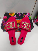 Load image into Gallery viewer, Dolce &amp; Gabbana Polished Calfskin Sliders with DG logo
