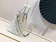 Load image into Gallery viewer, Louis Vuitton Hina PM Bag - LUXURY KLOZETT
