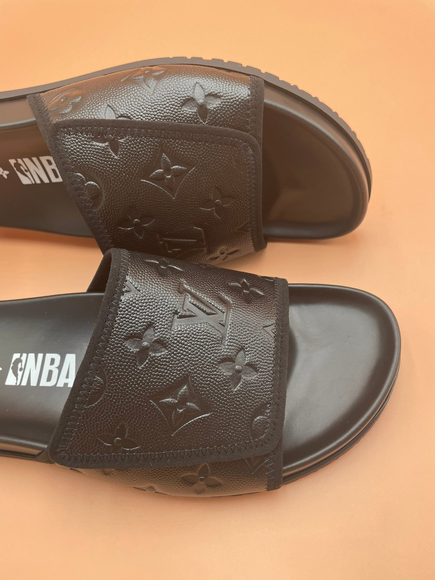 vuitton slippers for men
