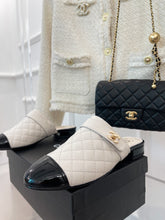 Load image into Gallery viewer, Chanel Sandals
