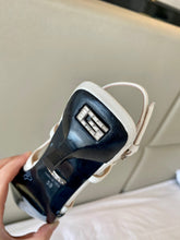 Load image into Gallery viewer, Gucci GG Slingback Pump
