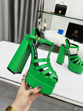 Load image into Gallery viewer, Versace La Medusa Platform Sandals
