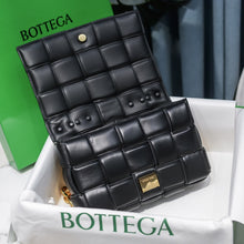 Load image into Gallery viewer, Bottega Veneta Chain Cassette Bag
