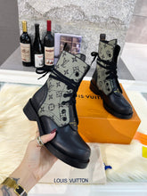 Load image into Gallery viewer, Louis Vuitton Metropolis Flat Ranger Boots
