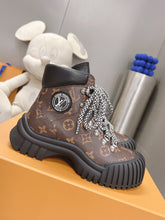 Load image into Gallery viewer, Louis Vuitton Ruby Flat Ranger Boots
