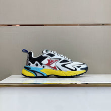 Load image into Gallery viewer, Louis Vuitton Runner Tatic Sneakers
