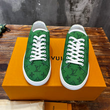 Load image into Gallery viewer, Louis Vuitton Resort Sneakers
