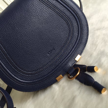 Load image into Gallery viewer, Chloe Marcie Small Saddle  Bag
