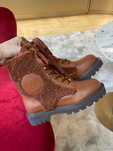 Load image into Gallery viewer, Louis Vuitton Territory Flat Ranger Boots
