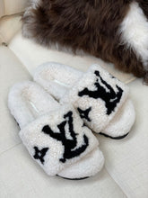 Load image into Gallery viewer, Louis Vuitton Magnetic Mule

