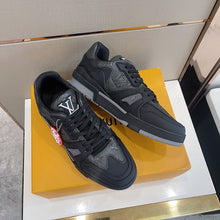 Load image into Gallery viewer, Louis Vuitton Trainer Sneakers
