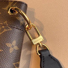 Load image into Gallery viewer, Louis Vuitton Odeon MM Bag - LUXURY KLOZETT
