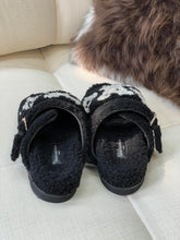 Load image into Gallery viewer, Louis Vuitton Paseo Flat Comfort  Mule

