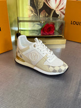 Load image into Gallery viewer, Louis Vuitton Run a way Sneakers
