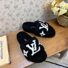 Load image into Gallery viewer, Louis Vuitton Magnetic Mule
