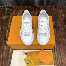 Load image into Gallery viewer, Louis Vuitton time out Sneaker
