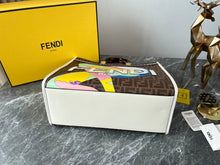 Load image into Gallery viewer, Fendi Sunshine Shopper Meduim Bag
