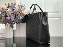 Load image into Gallery viewer, Louis Vuitton Grand Sac Bag - LUXURY KLOZETT
