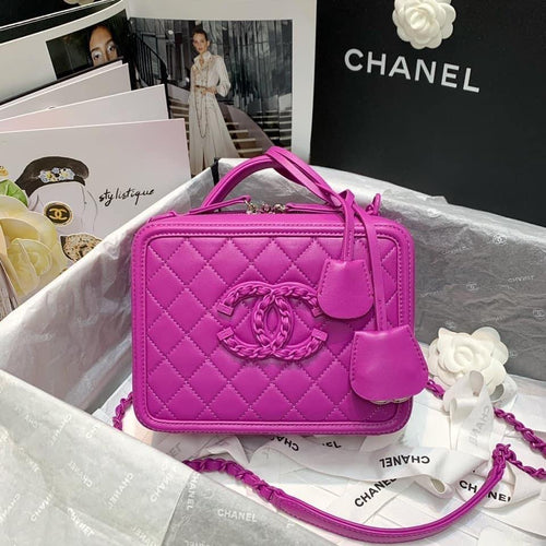 Chanel Caivar Filigree Clutch  Bag - LUXURY KLOZETT