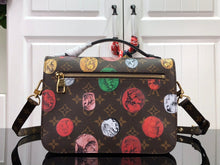 Load image into Gallery viewer, Louis Vuitton Pochette Metis Bag
