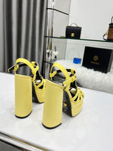 Load image into Gallery viewer, Versace La Medusa Platform Sandals
