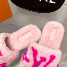Load image into Gallery viewer, Louis Vuitton Magnetic Mule
