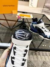 Load image into Gallery viewer, Louis Vuitton Trainer 2 Sneakers
