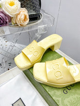 Load image into Gallery viewer, Gucci Rubber Slide Sandal
