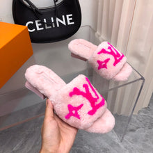Load image into Gallery viewer, Louis Vuitton Magnetic Mule
