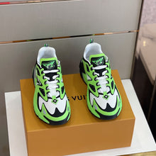 Load image into Gallery viewer, Louis Vuitton Runner Tatic Sneakers
